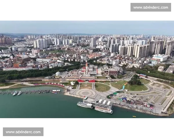 邕江夜话里的体操萌态！亭子码头这场互动赛太吸睛