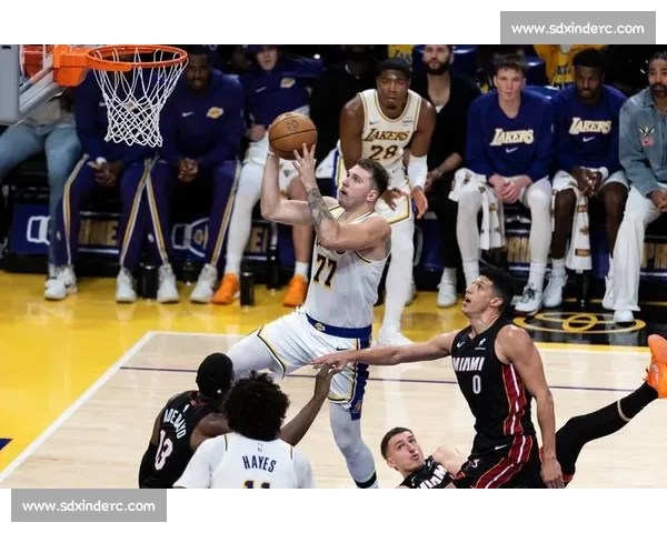 湖人对阵热火总决赛在线直播全程精彩回放解析赛前前瞻与球星对决